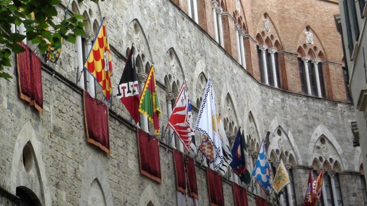 Sweetlittlehouse47 - Dentro Le Mura, Parcheggio Gratuito Siena Zewnętrze zdjęcie